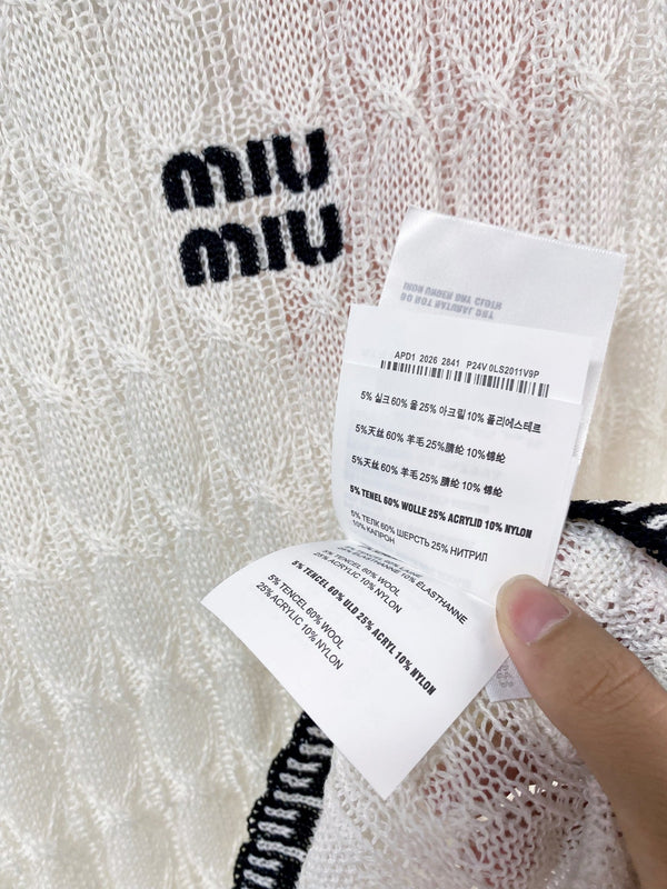 Miumiu Vest White in Wool 204096