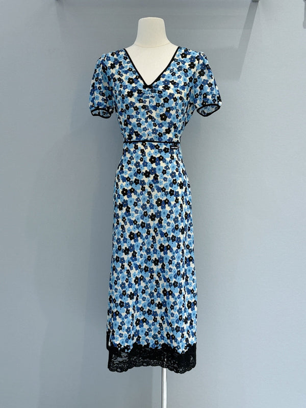 Robe Miu Miu en soie de mûrier à col en V fleuri bleu 221190