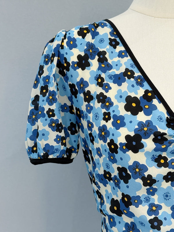 Robe Miu Miu en soie de mûrier à col en V fleuri bleu 221190