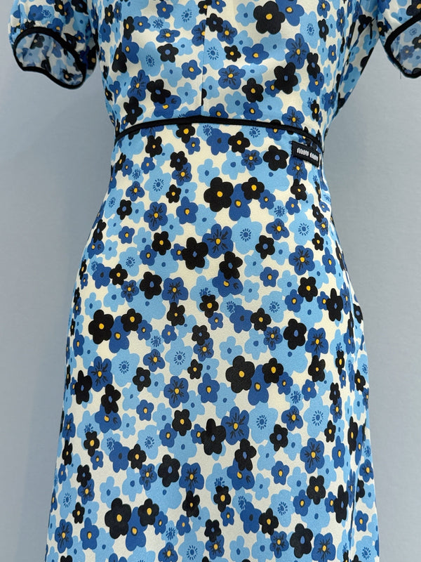 Robe Miu Miu en soie de mûrier à col en V fleuri bleu 221190