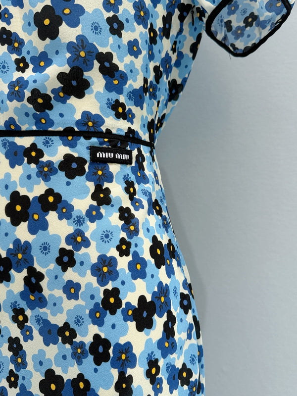 Robe Miu Miu en soie de mûrier à col en V fleuri bleu 221190
