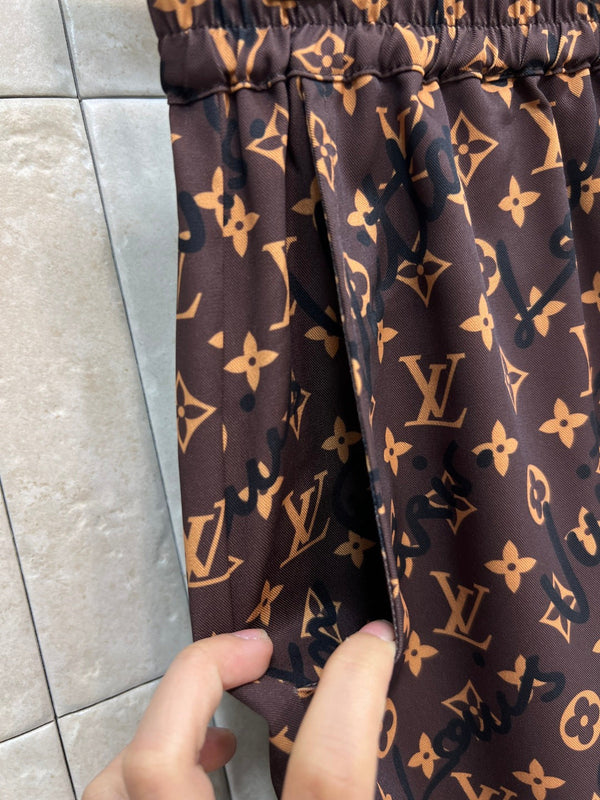 LV Short-Sleeve T-Shirt Brown in Polyester 229538