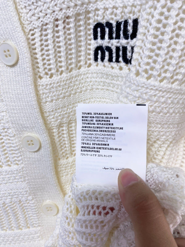 Miu Miu Cardigan Chemise manches courtes Crème en laine 252212