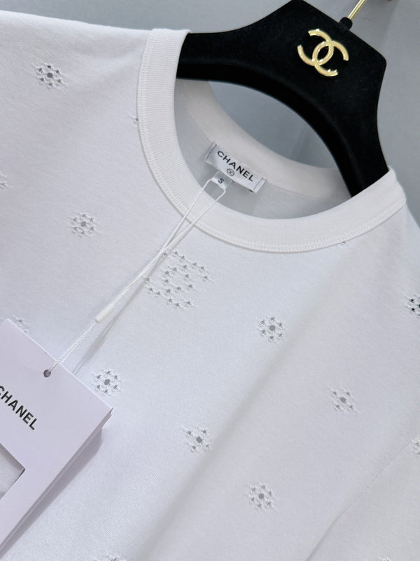 T-shirt Chanel 26 Manches courtes Blanc en Coton 253570