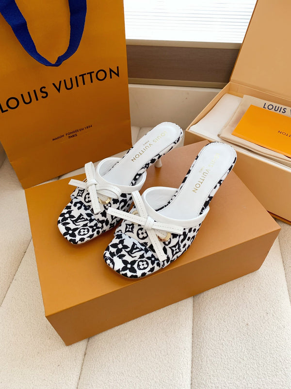 LV 26SS Single Kitten Heel Sandals 55 White Black in Cowhide 703052
