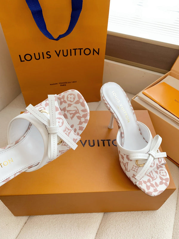 LV 26SS Single Kitten Heel Sandals 105 Light Pink in Cowhide 703048