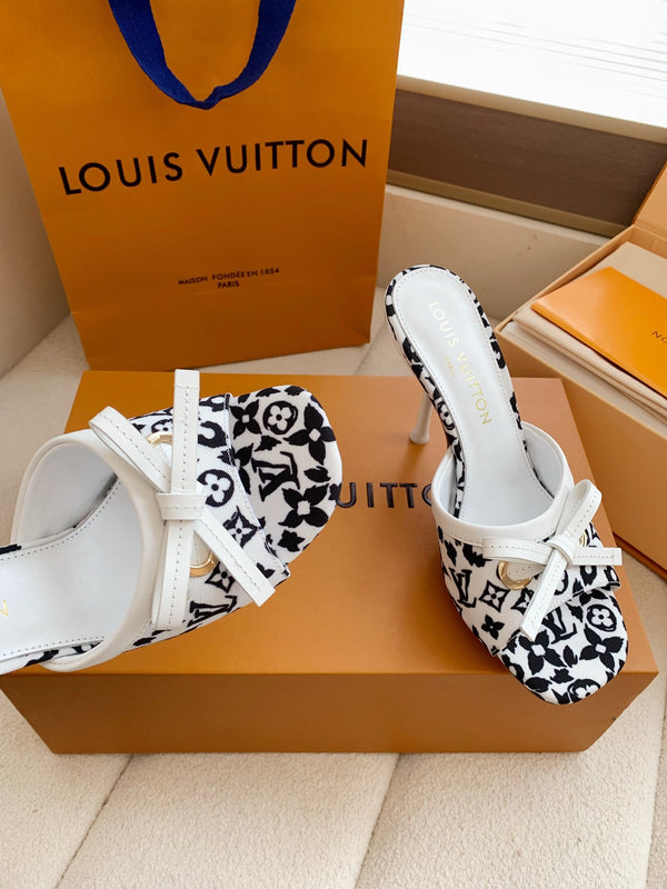 LV 26SS Single Kitten Heel Sandals 105 White Black in Cowhide 703046