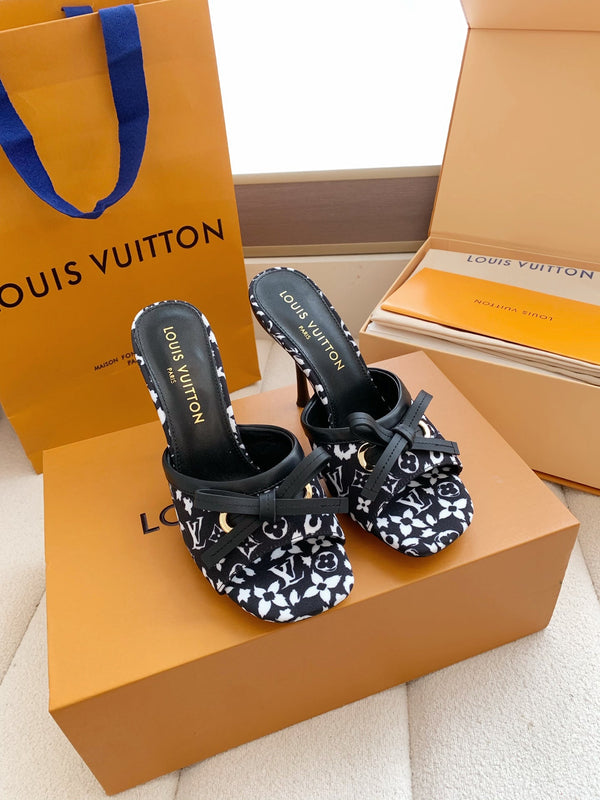 LV 26SS Single Kitten Heel Sandals 105 Black in Cowhide 703045