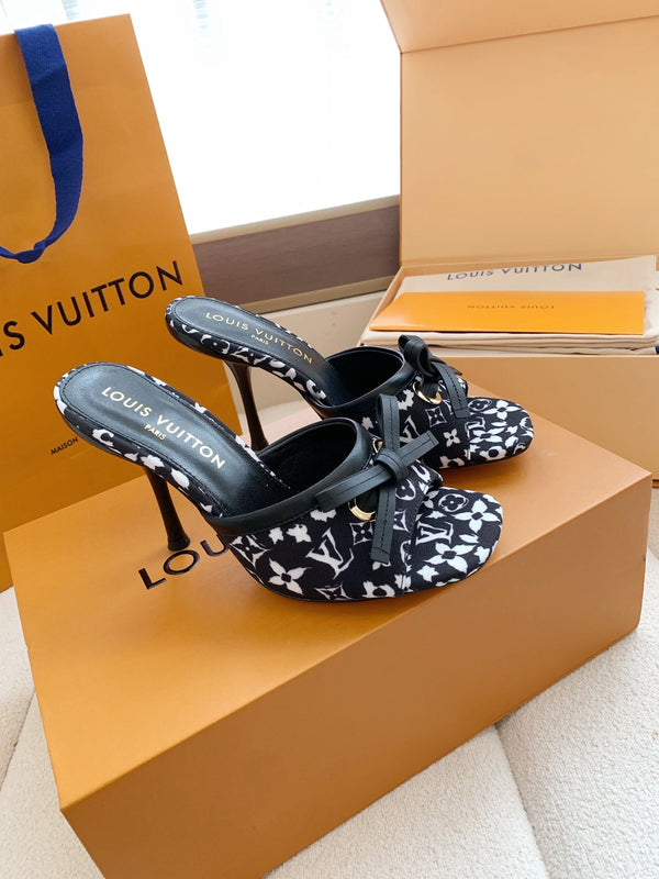 LV 26SS Single Kitten Heel Sandals 105 Black in Cowhide 703045