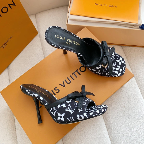 LV 26SS Single Kitten Heel Sandals 105 Black in Cowhide 703045