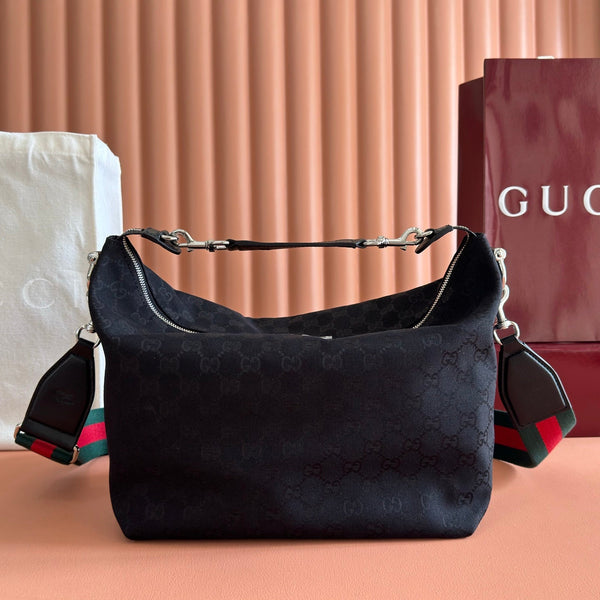 Gucci 26 Sac bandoulière Coach Shay 33 Noir en toile 284966