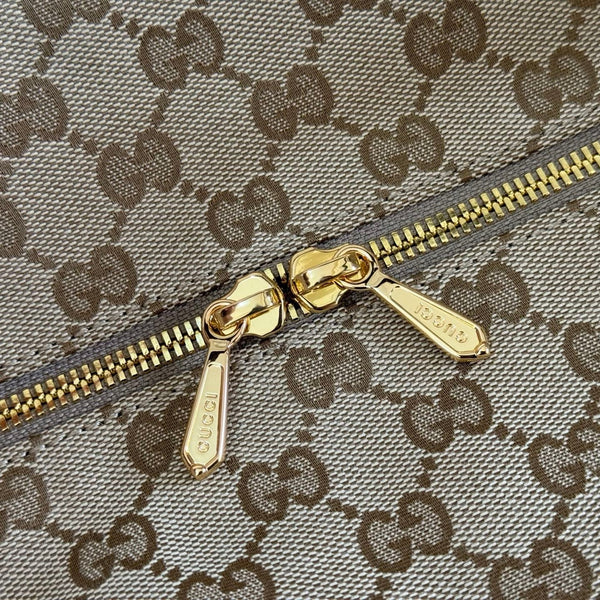 Gucci 26 Sac bandoulière Coach Shay 33 Marron en toile 284967