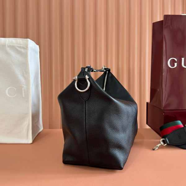 Gucci 26 Sac bandoulière Coach Shay 33 Noir en cuir de vachette 284969