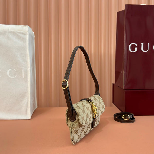 Gucci 26 Jackie Small 21.5cm Brown in Canvas 284987