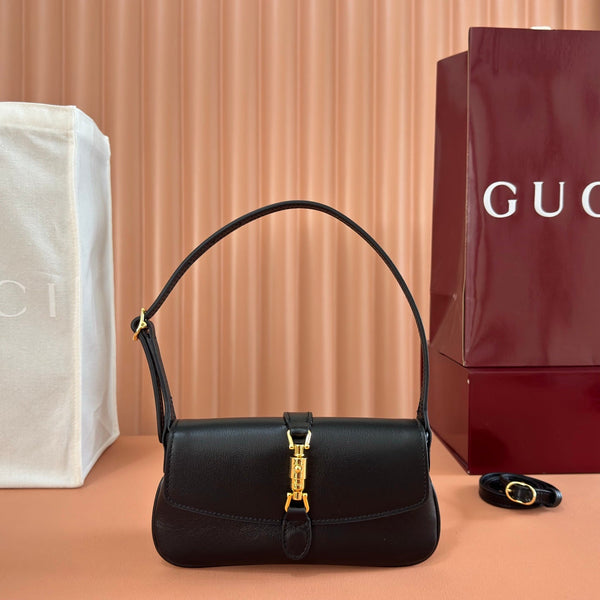 Gucci 26 Jackie Small 21.5cm Black Gold in Cowhide 284989