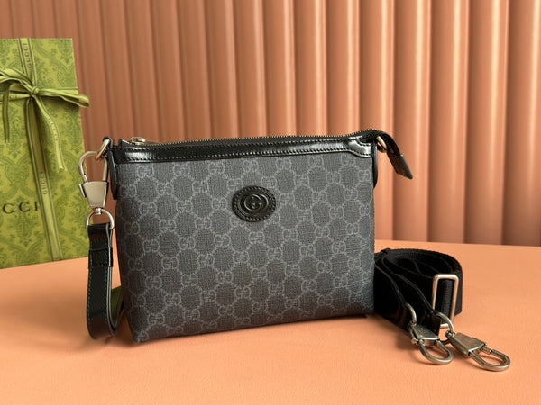 Gucci Mini 22.5 Messenger Bag Dark Gray in GG Supreme Canvas 285226