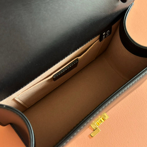 Gucci Sylvie Mini Bag 20 Black Gold  in Cowhide 285223