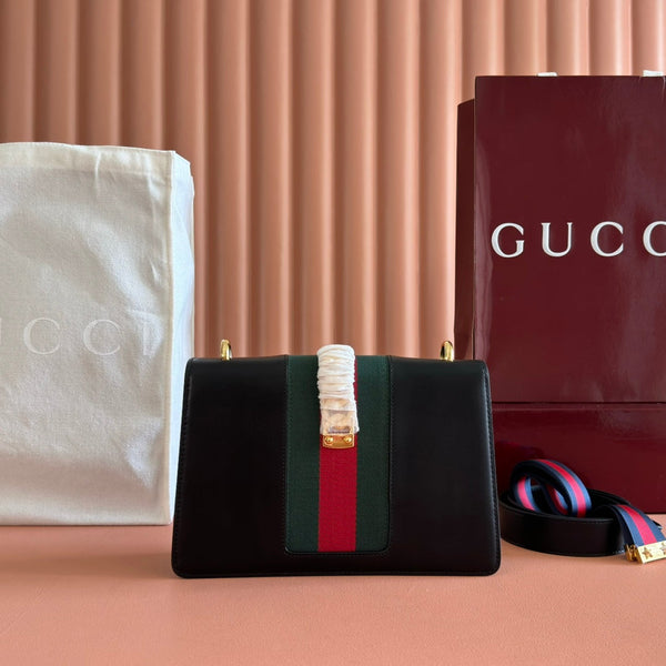 Gucci Sylvie 25.5 Shoulder Bag Black Gold in Cowhide 285222