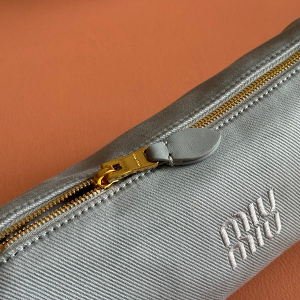 Miu Miu Adventure Nappa Canvas Bucket Bag 22 Gray in Fabric 285322