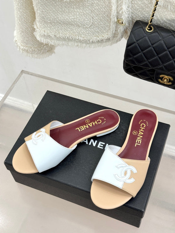 CC 26S Double C Patchwork Sandal Beige White in Cowhide 706370