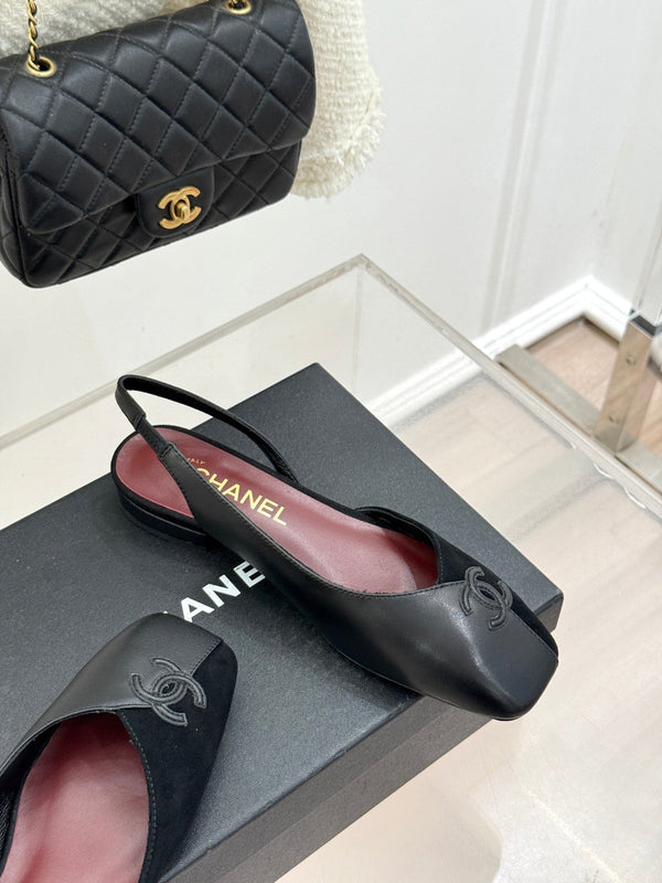 Chanel 26SS Color-Blocked Slingback Black Gray in Deerskin Cowhide 706359