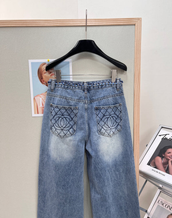 Chanel 26 Straight-leg Jeans Blue in Cotton 305576