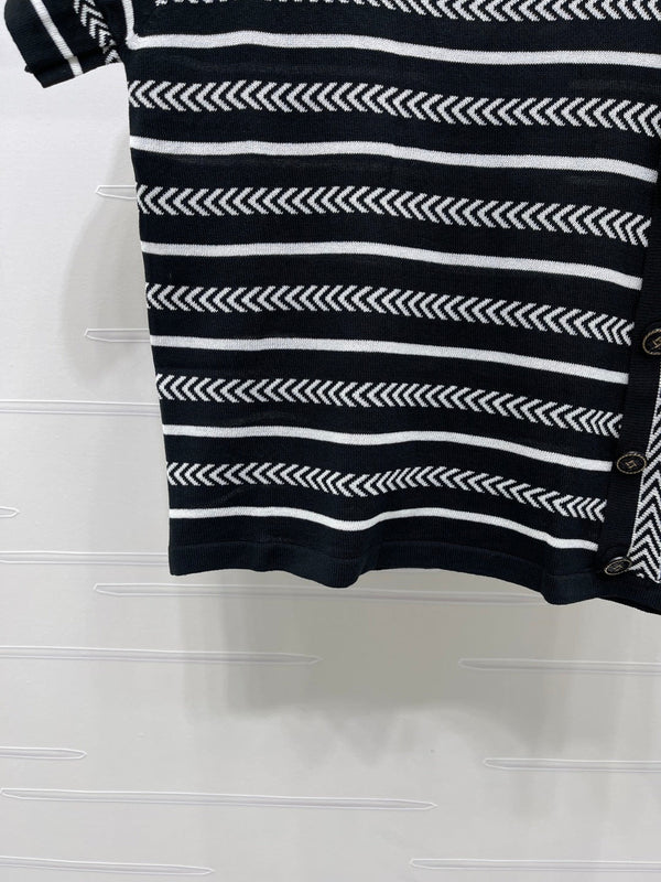 Haut à manches courtes Chanel 26 noir en coton nitrilé 373098
