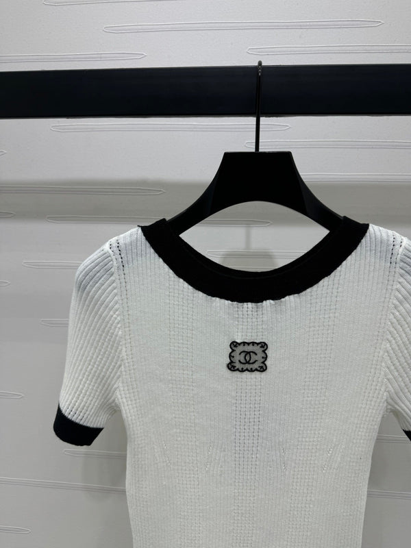 T-shirt Chanel à manches courtes blanc en laine 373087