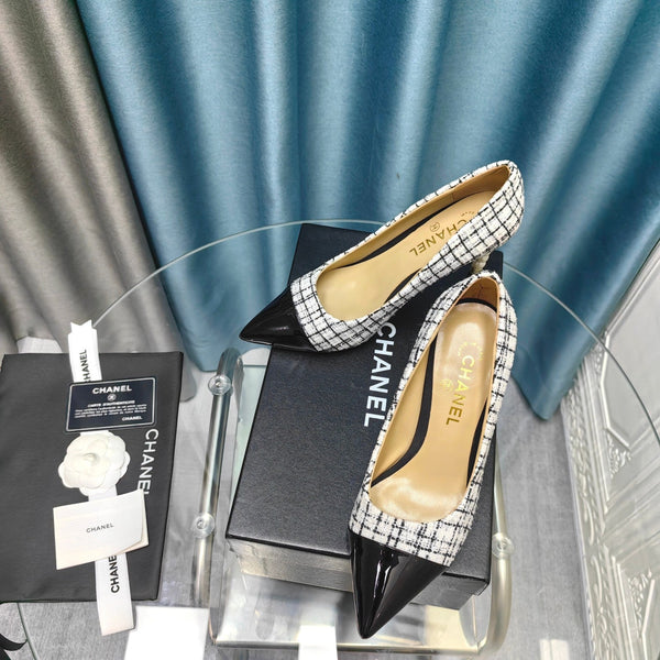 Chanel 26 Bout Pointu 85mm Blanc Nacré en Tweed Gros Grain 712806