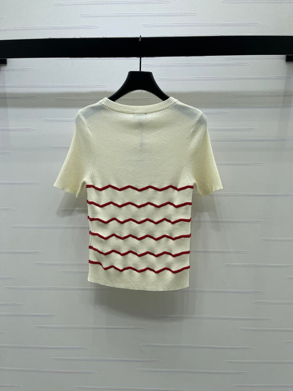 Chanel 2026 Wavy Stripe Knit Short-Sleeve Top Red in Knit Fabric 376036