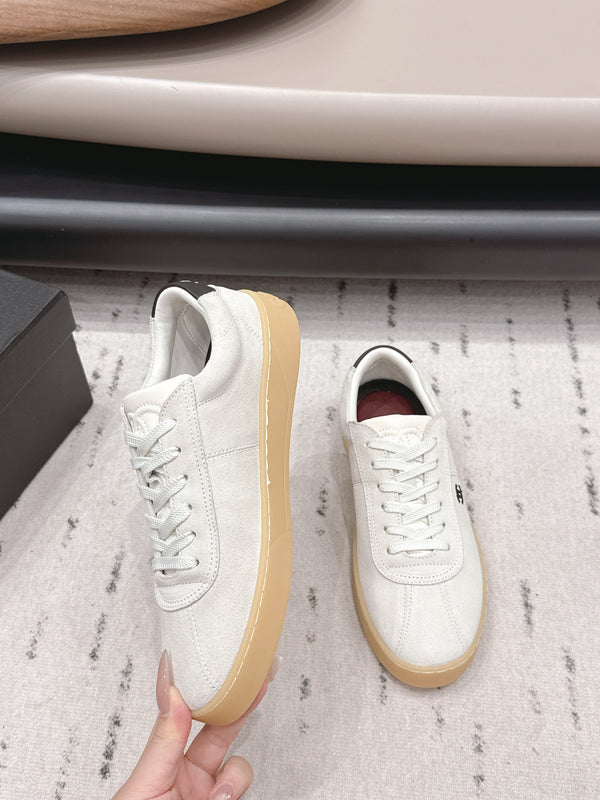 Chanel 26 Round Toe Platform Casual Shoes White in Suede 739429