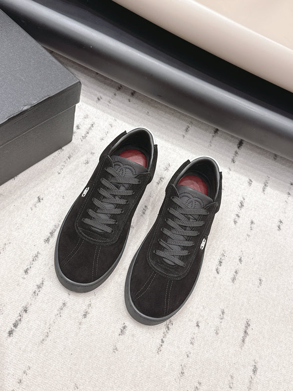 Chanel 26 Round Toe Platform Casual Shoes Black in Suede 739426
