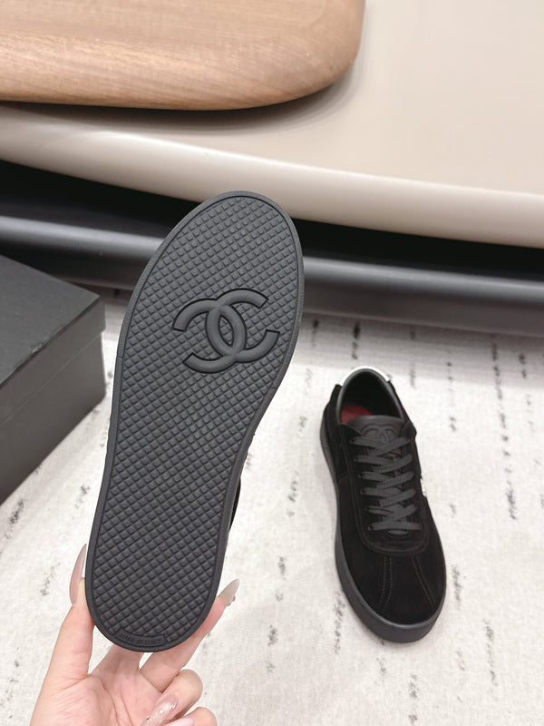 Chanel 26 Round Toe Platform Casual Shoes Black in Suede 739426