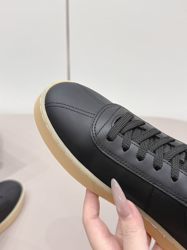 Chanel 26 Round Toe Platform Casual Shoes Black in Cowhide 739424