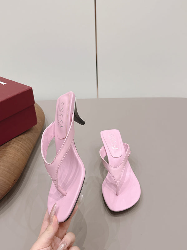 Gucci 26 Round Toe Flip-Flops 60 Pink in Sheepskin 739374