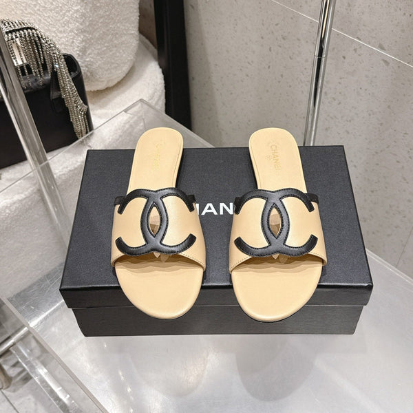 Chanel Double C Flat Slip-on Sandals Beige in Lambskin 740706