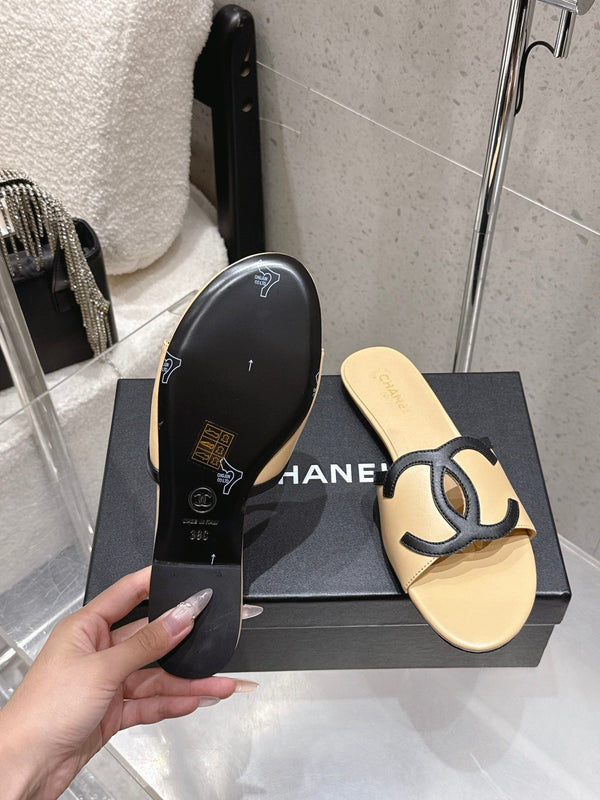 Chanel Double C Flat Slip-on Sandals Beige in Lambskin 740706
