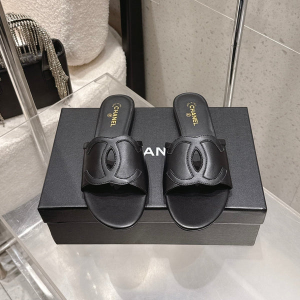 Chanel Double C Flat Slip-on Sandals Black in Lambskin 740703