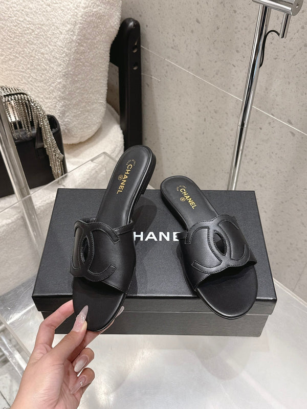 Chanel Double C Flat Slip-on Sandals Black in Lambskin 740703