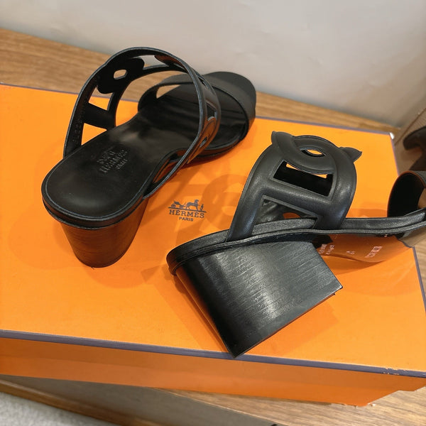 HM  Sandal 60 Black in Calfskin 743965