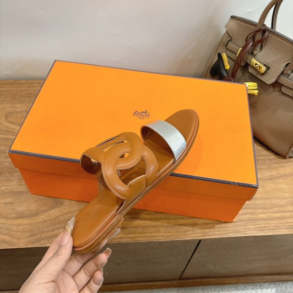 HM  Sandal Brown Silver in Calfskin 743976