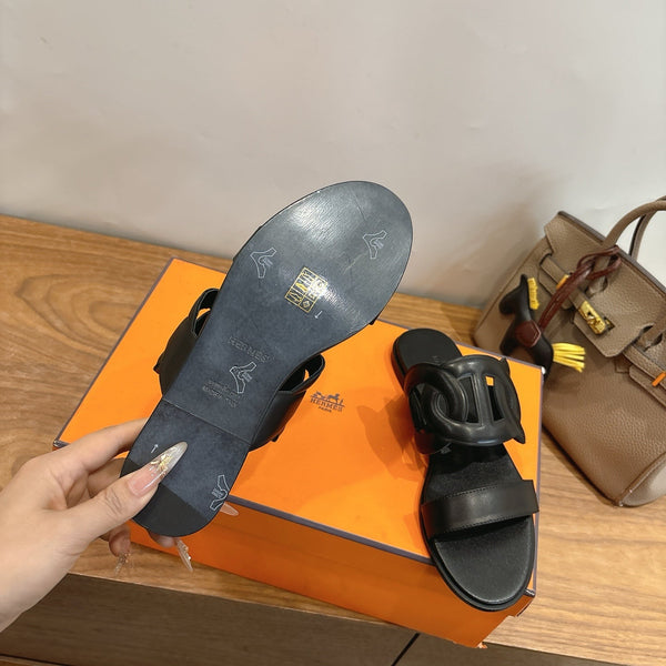 HM  Sandal Full Black in Calfskin 743979