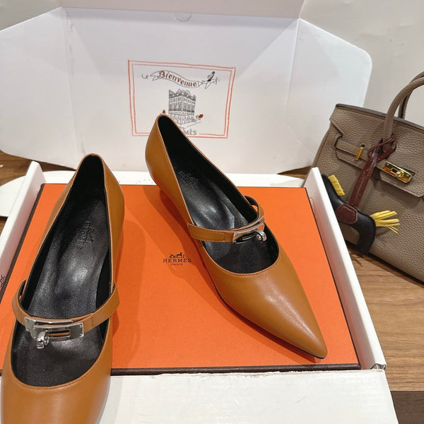 HM 26 Majeste 45 Pump Brown in Cowhide 744115