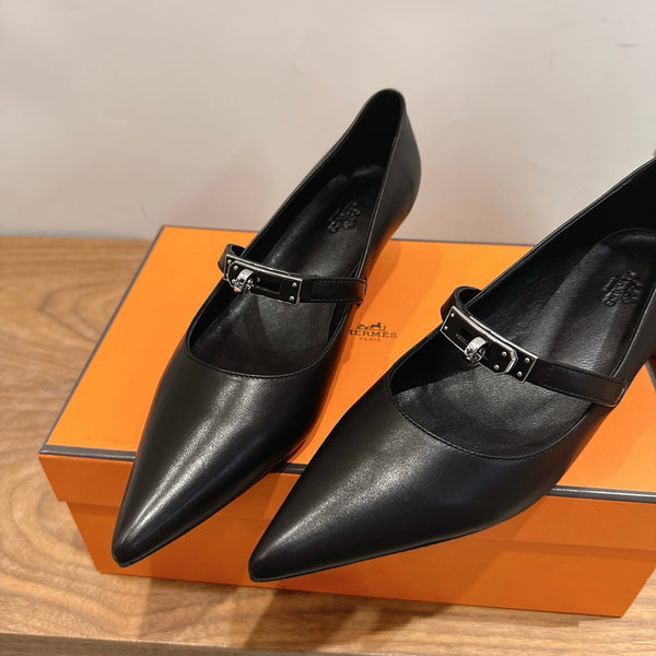 HM 26 Majeste 45 Pump Black in Cowhide 744116