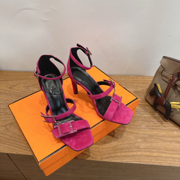 HM Liv Sandal 10.5 Pink in Deerskin 744076