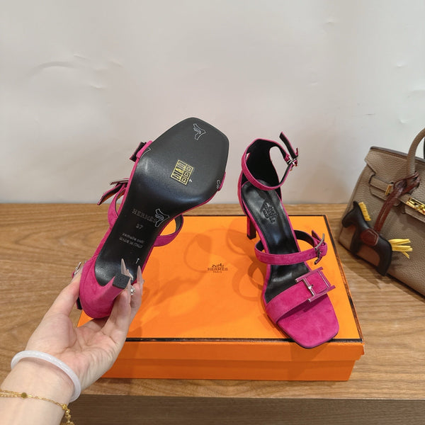 HM Liv Sandal 10.5 Pink in Deerskin 744076