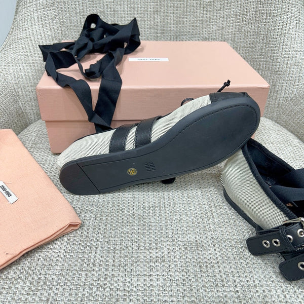 Miu 26 Ballet Flat Black in Brushed Fabric 747429