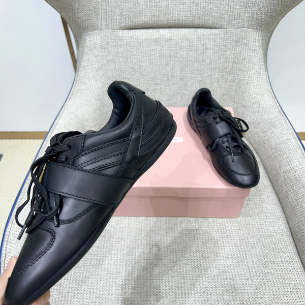 Miu 26 Sneaker Black in Sheepskin 747379