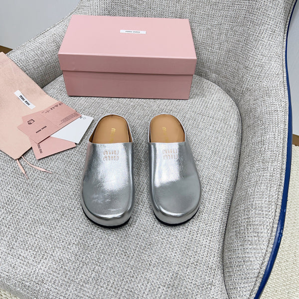 Miu 26 Mules Silver in Cowhide 747401