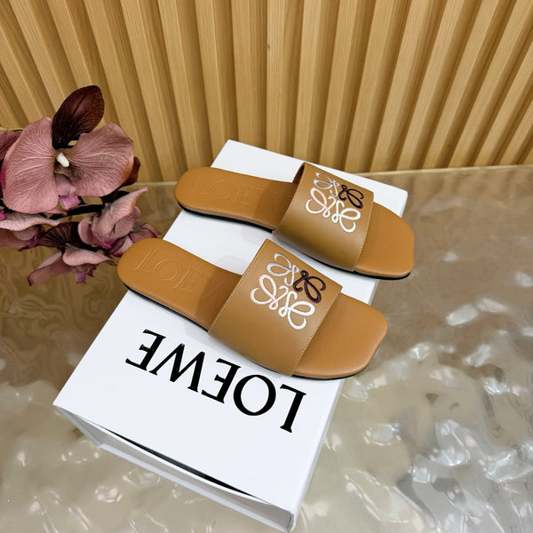 Loew Sandal Brown in Sheepskin 749331